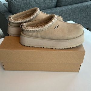 Ugg platform tazz used